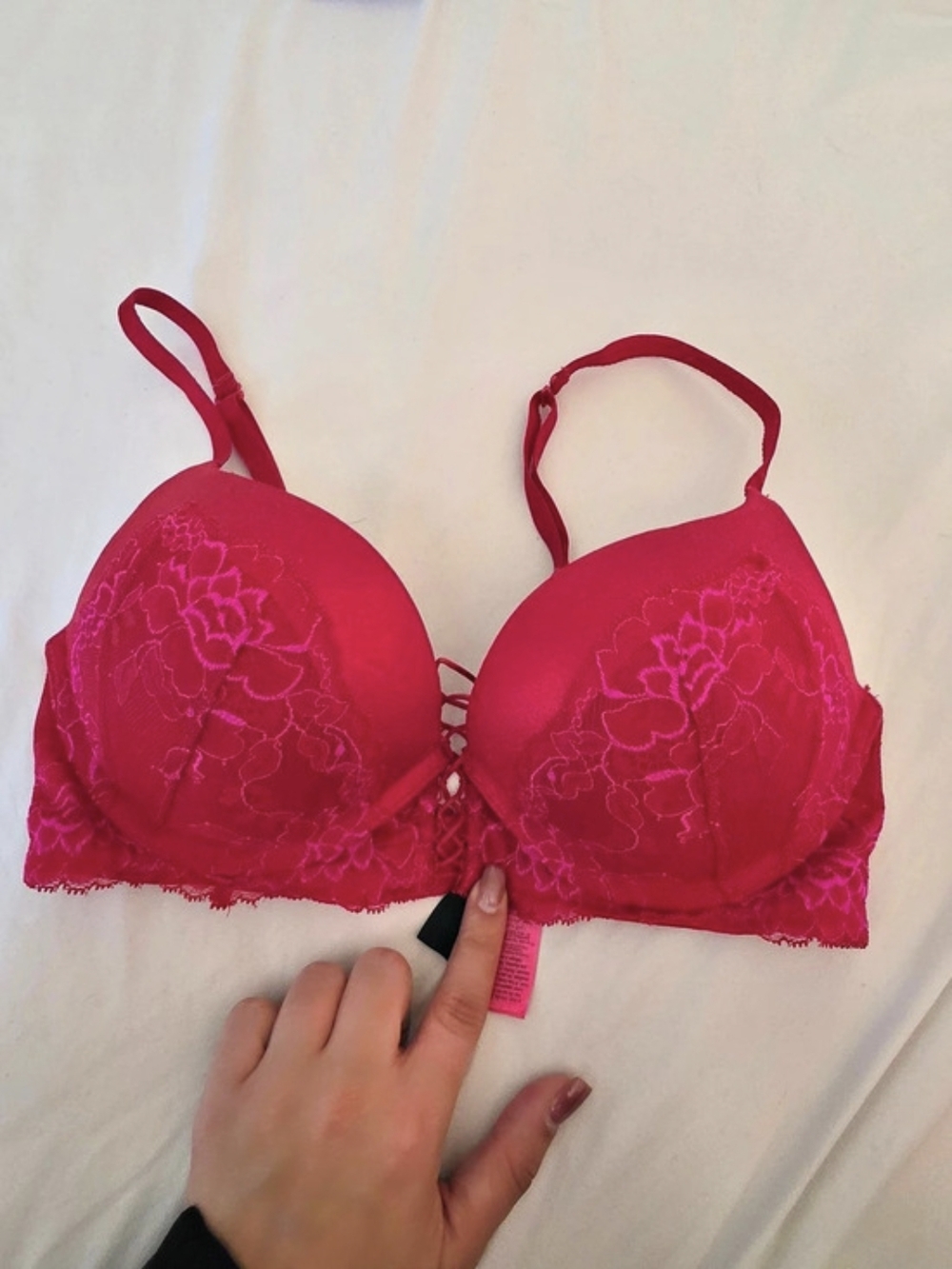 La Senza Floral Lace Bra in Red And Pink - Hello Sugar Line - Double Push-up